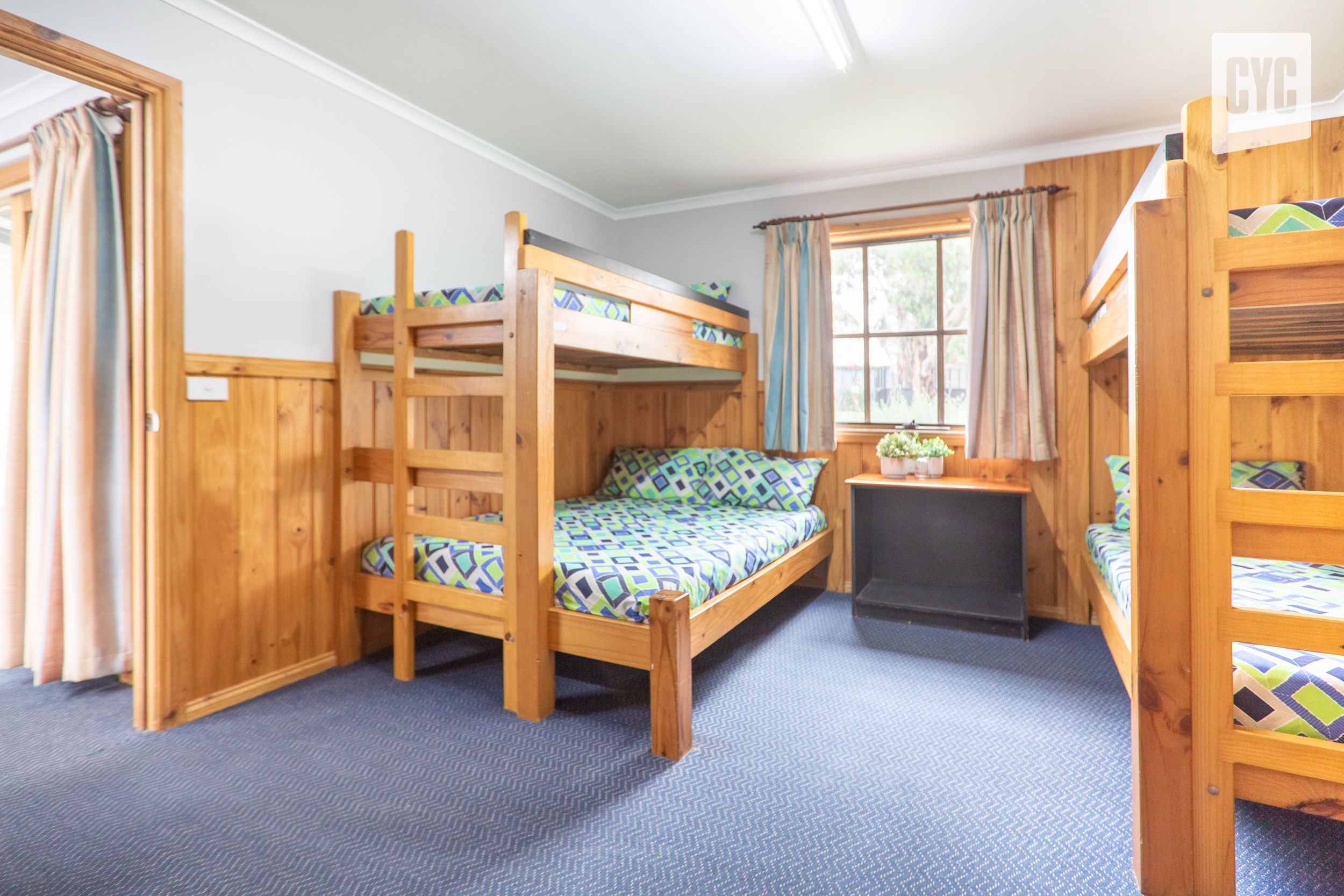 Mariner Lodges Bedroom